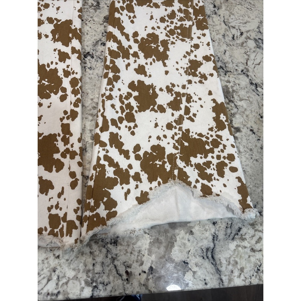 Grace & Emma Cow Print Flare Jeans Size 8 Western Bootcut Raw Hem Stretch Denim - Picture 16 of 16